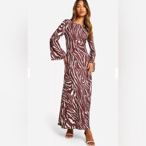 BRAND NEW with tags Zebra Flare Sleeve Maxi Dress - size 10
